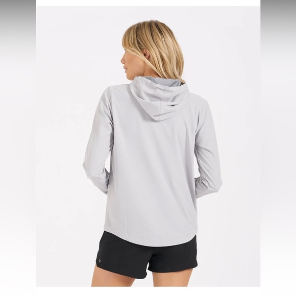 Vuori Womens Outdoor Trainer Shell platinum L - Picture 4 of 9